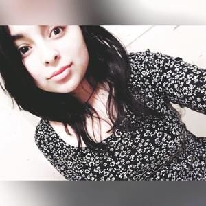 Meet your Posher, Abril